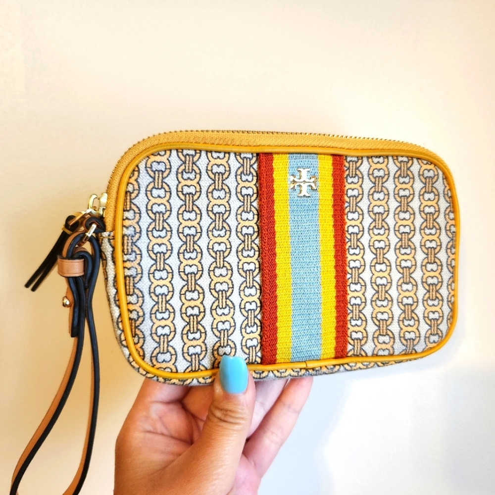 Tory Burch Gemini Link Wristlet